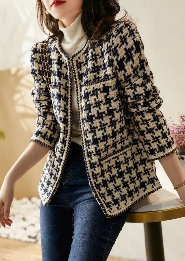 Description Picture 3 of itemWomen Fashion Elegant O-Neck Long Sleeve Chic Basic Plaid Kroean Style Casual All-match Simple Streetwear Clothing New