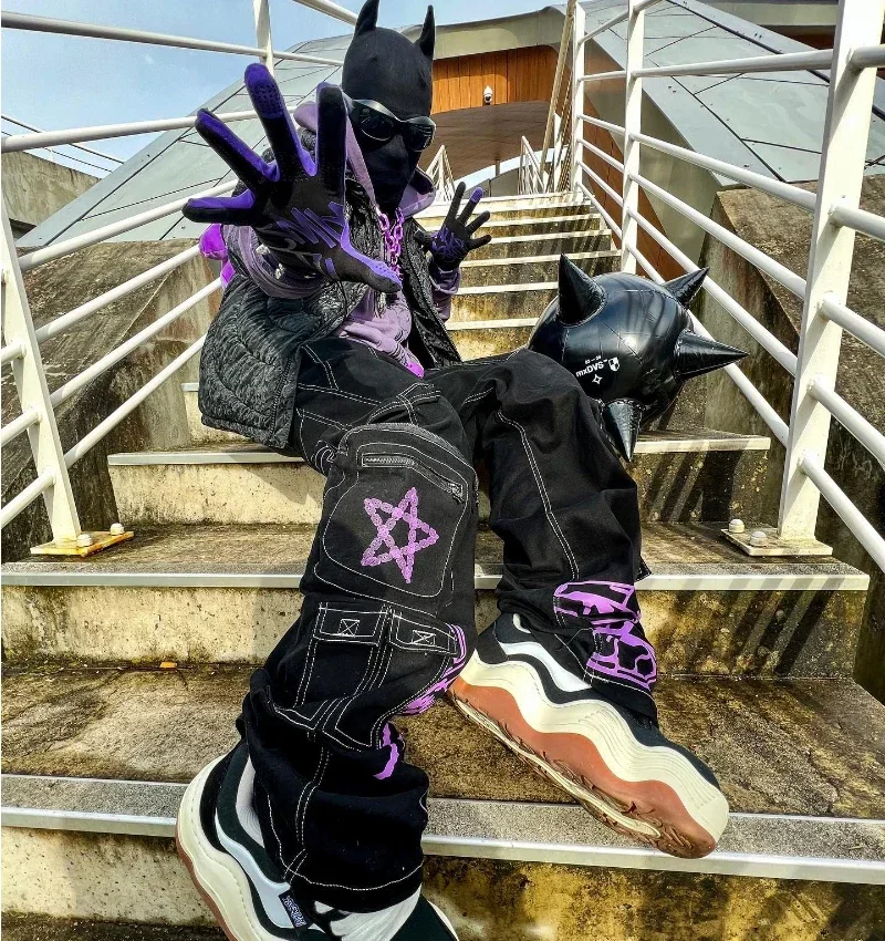 Description Picture 3 of itemVintage fashion Loose Y2K cargo pants men Harajuku baggy jeans streetwear men women Gothic hip hop fashion models printed jeans