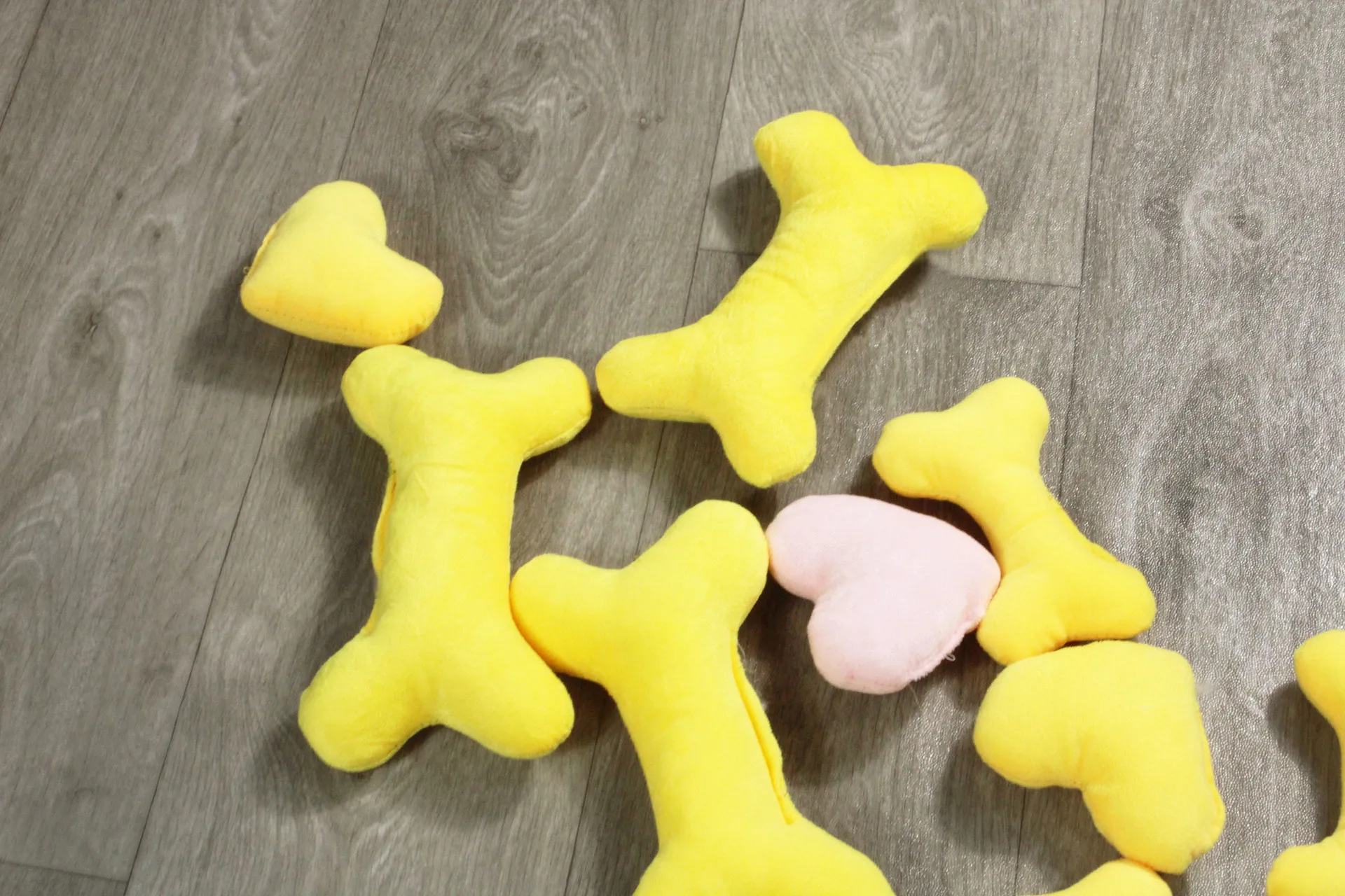 Description Picture 5 of itemDog Grinding Teeth To Relieve Stress Bone Toys Puppy Pets Plush and Bite Resistant Puppies Dog Kennel Accessories еда для собак