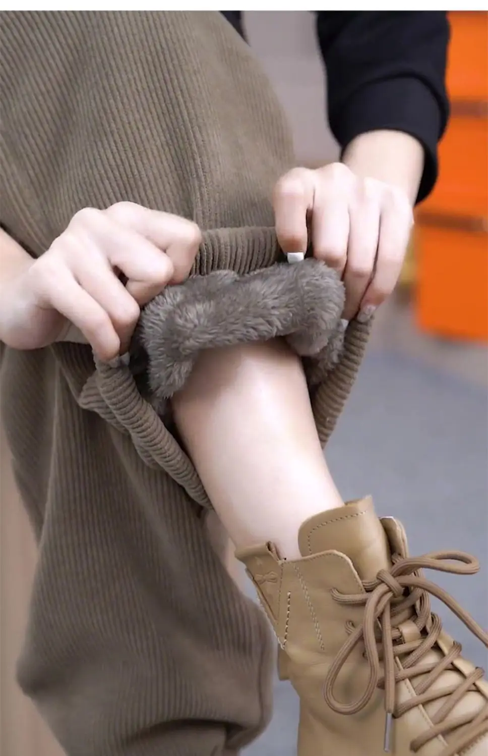 Description Picture 3 of itemWinter Thickened and Padded Corduroy Pants Women 2023 New Women's Loose Bunched Feet Harlan Pants Women