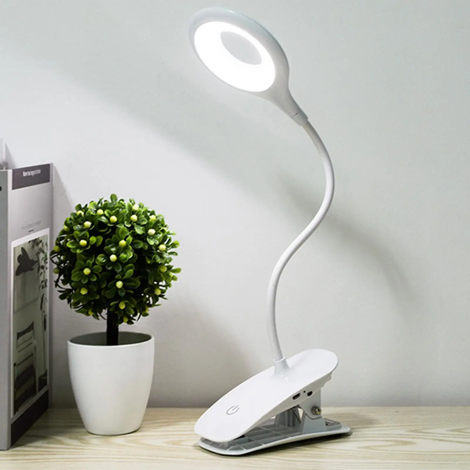 Description Picture 6 of itemNew Reading Light With Clip USB Rechargeable 20 LEDs Flexible Clamp Desk Lamps for Bed Headboard Studying Eye Protection Lamp
