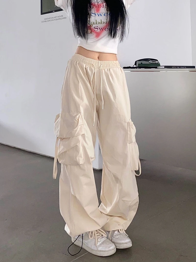 Description Picture 4 of itemZoki Hip Hop Y2K Cargo Pants Women Streetwear Harajuku Big Pockets Casual Trousers Korean Loose High Waist Design Solid Pants Z