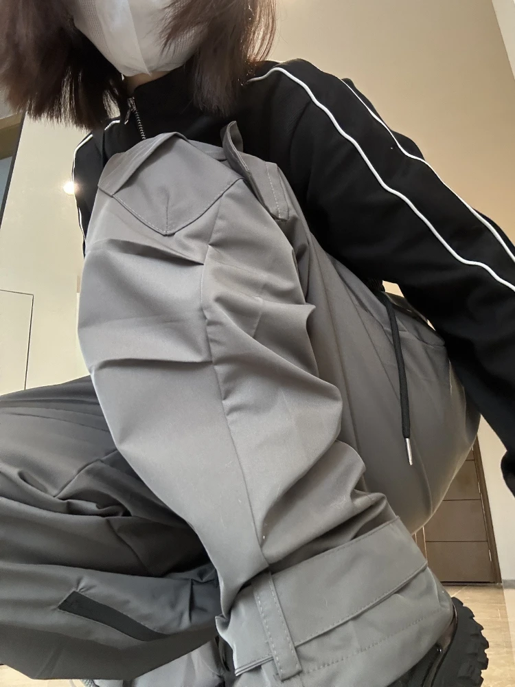 Description Picture 4 of itemNew Techwear Cargo Pants Women Y2K Korean Fashion Harajuku Sweatpants Hip Hop Streetwear Wide Leg Parachute Track Trousers Vibe