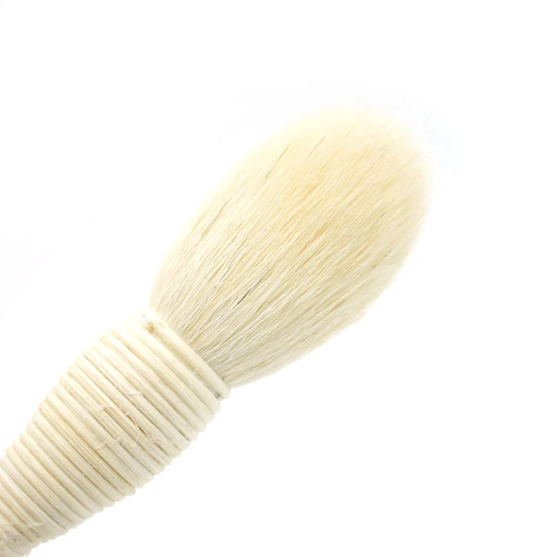 Description Picture 5 of itemFlat Goat Wool Rattan Makeup Brushes Profesional Foundation Natural Rattan Blush Face Blush Kabuki Brush For Beauty Makeup Tool