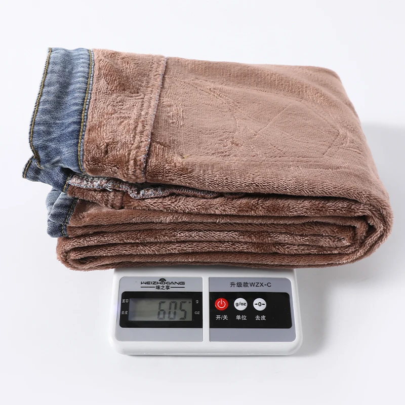 Description Picture 3 of itemWinter Female Thick Plus Velvet Fleece Warm Women Baggy Flared Jeans Trousers High Waist Stretch Denim Pencil Pants Oversize