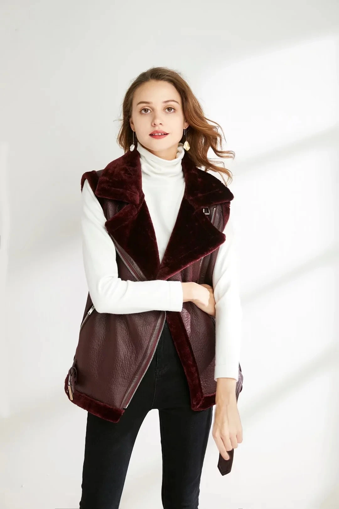 Description Picture 6 of itemTRAF 2023 Woman Winter Vest Coat Cotton Imitation Leather Vests Women Fashion Sleeveless Jacket Windproof Casual Warm Coats