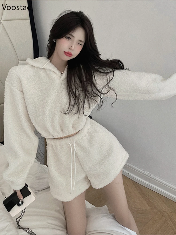 Description Picture 6 of itemAutumn Winter Women Kawaii Shorts Set Soft Plush Bear Ears Hooded Sweatshirt High Waist Shorts Suit Girls Hoodies 2 Piece Sets