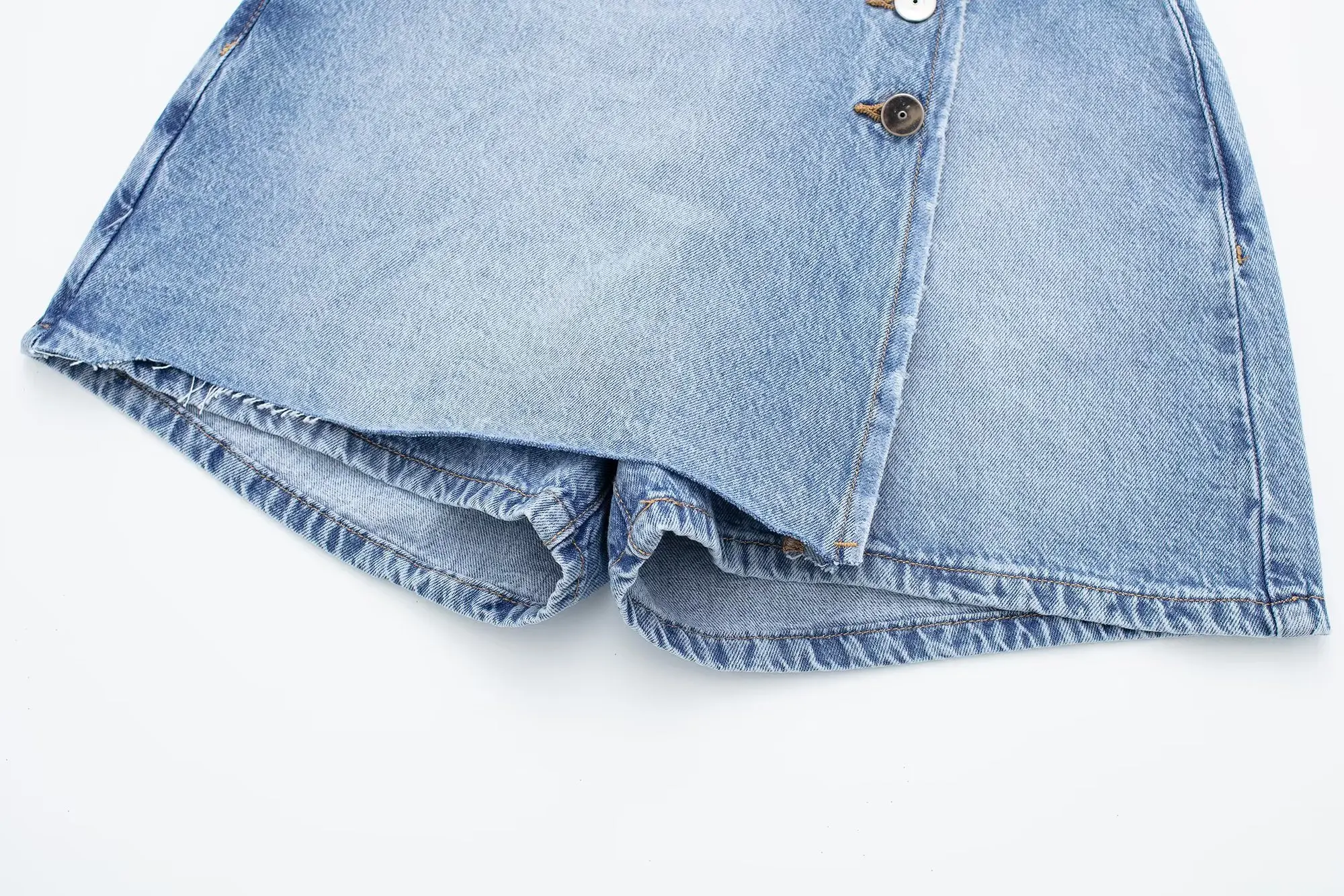 Description Picture 6 of itemTRAF 2023 Summer Fashion Woman Skirt Shorts With Zipper Buttons Pockets High Waist A-line Denim Shorts Female Casual Skirt