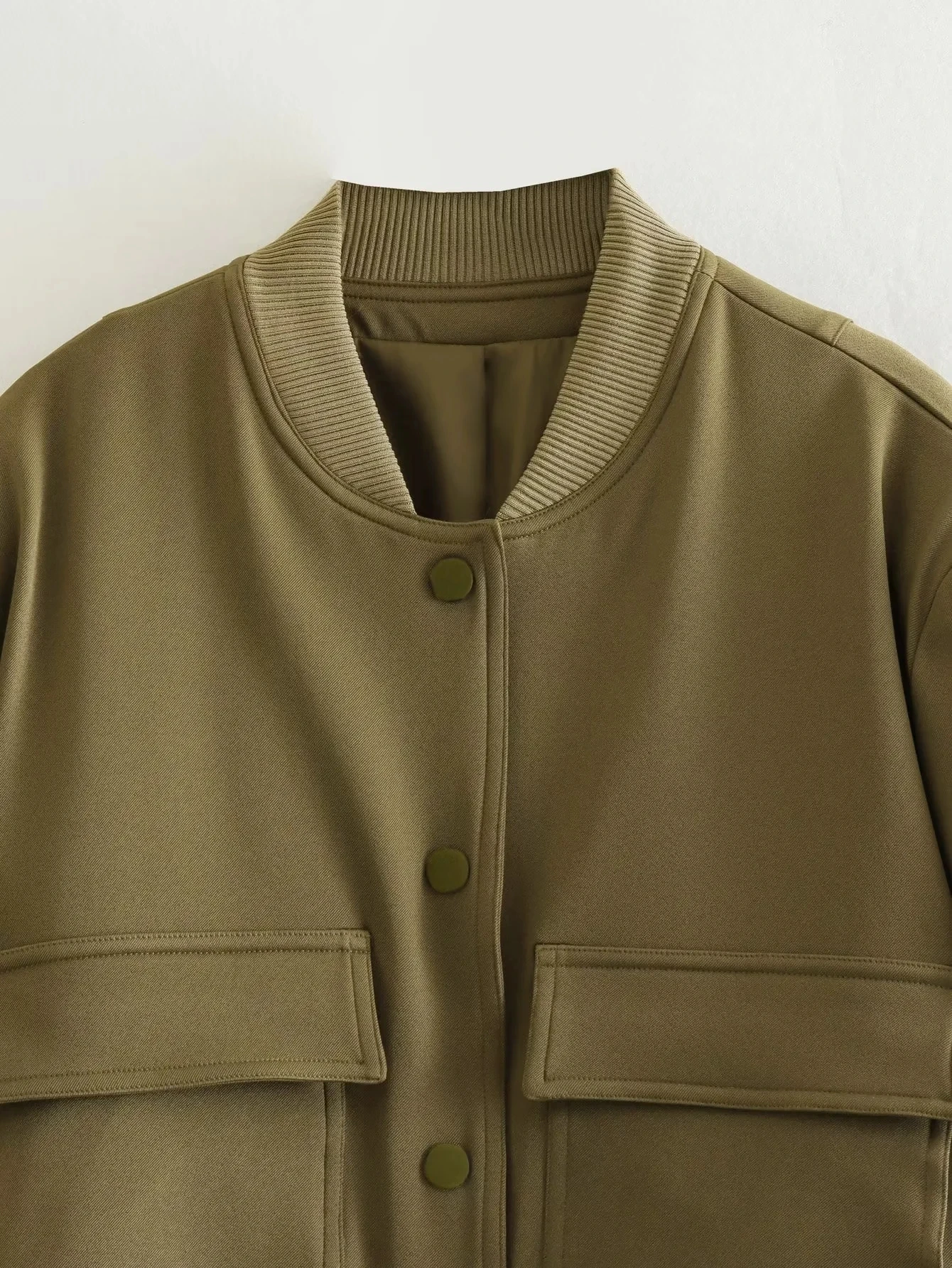 Description Picture 4 of itemTRAFZA 2023 Women Solid Vintage Crop Slim Jacket With Pockets O Neck Long Sleeve Button Coats Lady Streetwear Chic Tops Woman