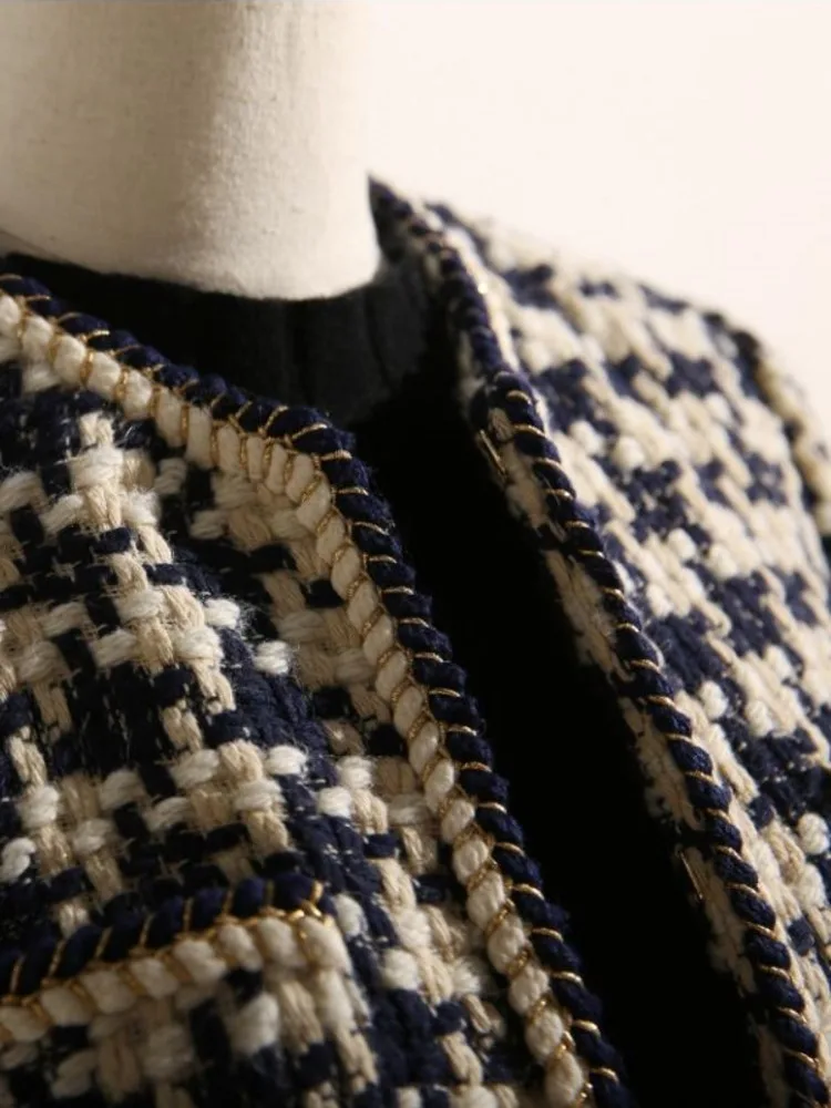 Slide image 0aac6c81ce004cb9a2972d2f6d793df3