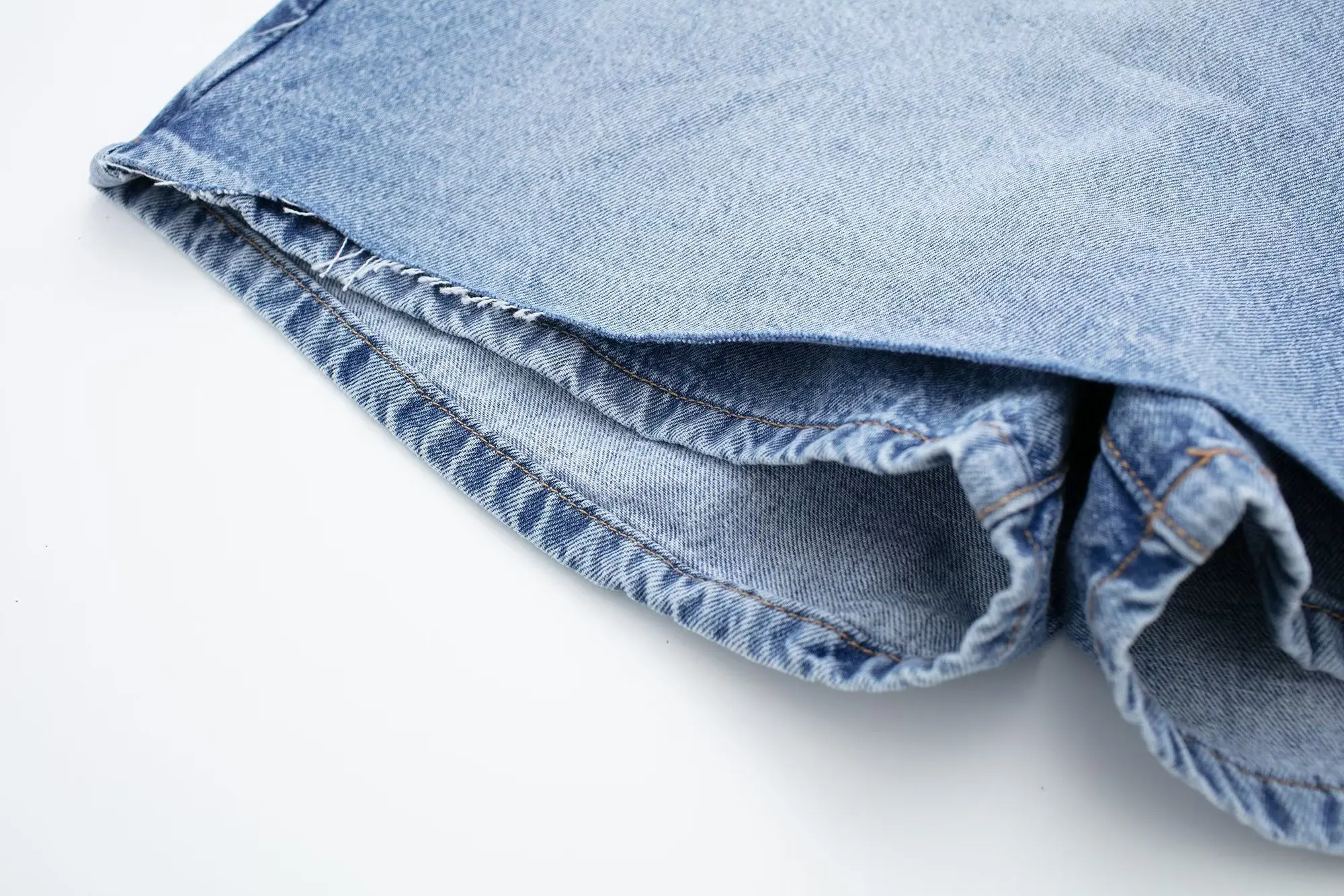 Description Picture 4 of itemTRAF 2023 Summer Fashion Woman Skirt Shorts With Zipper Buttons Pockets High Waist A-line Denim Shorts Female Casual Skirt