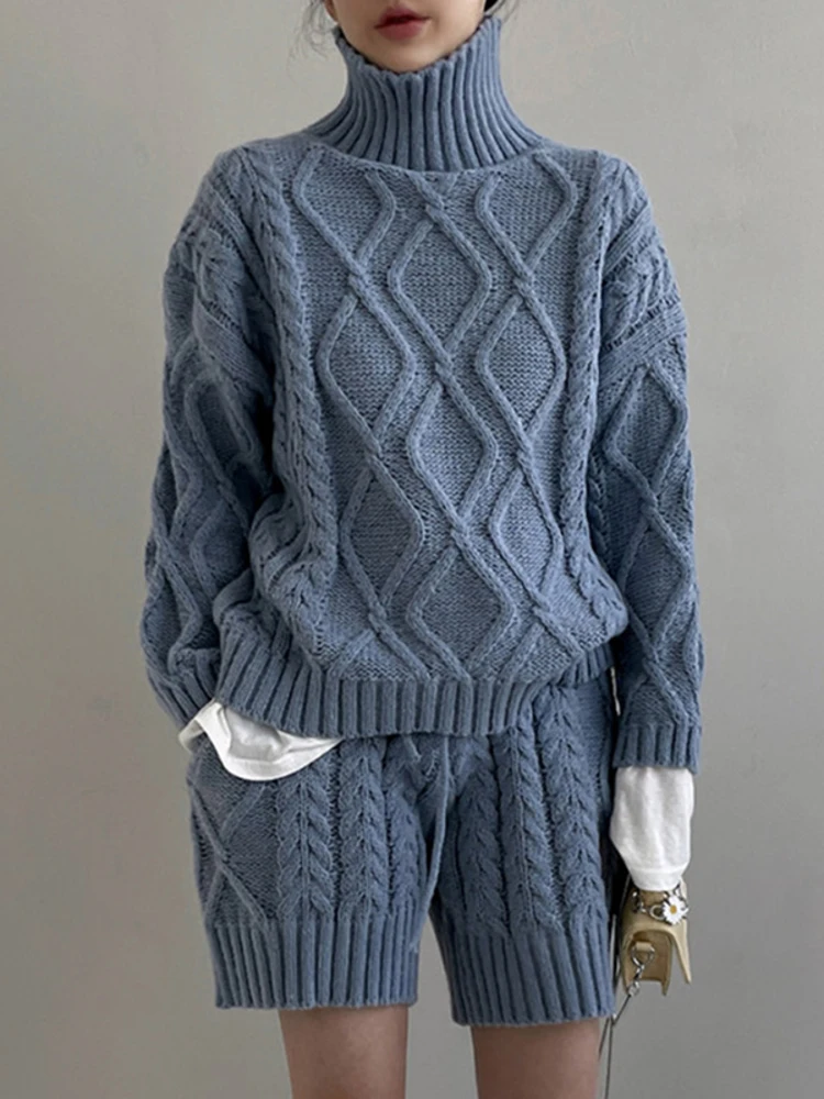 Description Picture 4 of item[EWQ] Women Turtleneck Solid Plaid Sweater+Waist Elastic Twists Knit Shorts 2023 Autumn Winter New Casual 2 Piece Set 16U3937