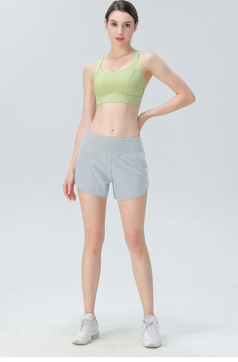 Description Picture 4 of itemWomen's sports shorts DK200
