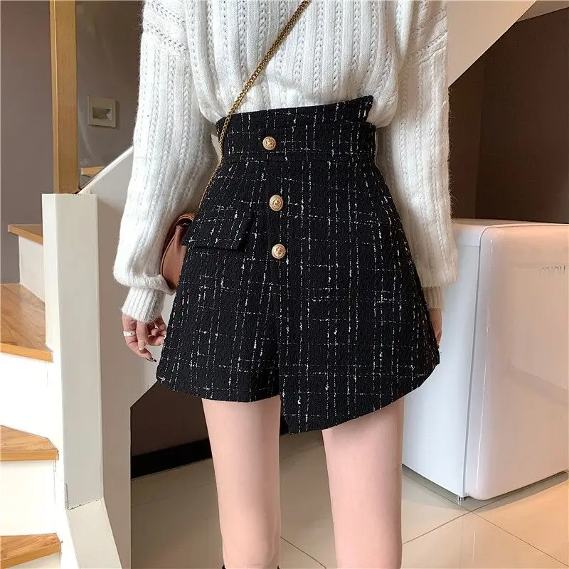 Description Picture 5 of itemAsymmetrical High Waist A-line Skirt Autumn Plaid Button Patchwork All-match Shorts Skirts Sweet Fashion Elegant Women Clothing