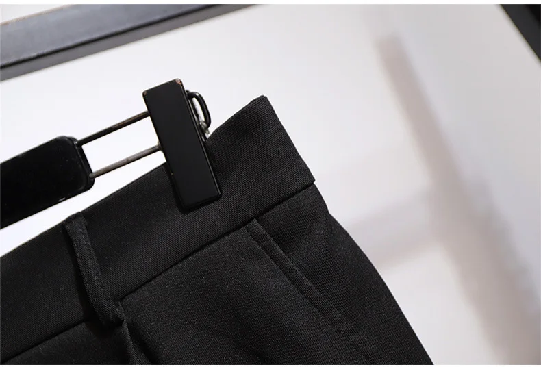 Description Picture 6 of item2021 Spring Summer Plus Size Shorts For Women Large Loose Casual Elastic Waist High Waist Wide Leg Shorts Black 4XL 5XL 6XL 7XL