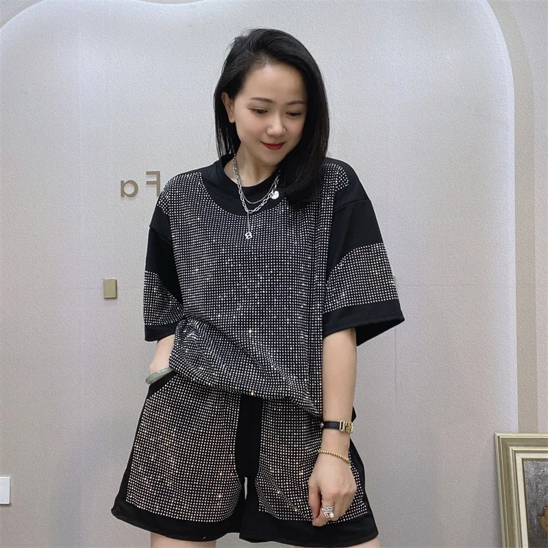 Description Picture 6 of itemSummer Ladies Two Piece Set Outfits Solid Diamonds Tracksuit Loose Short Sets Casual Clothes Women Tops and Shorts костюм летний