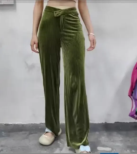 Slide image d06db902f6bc4d8ba737735de0eff49c