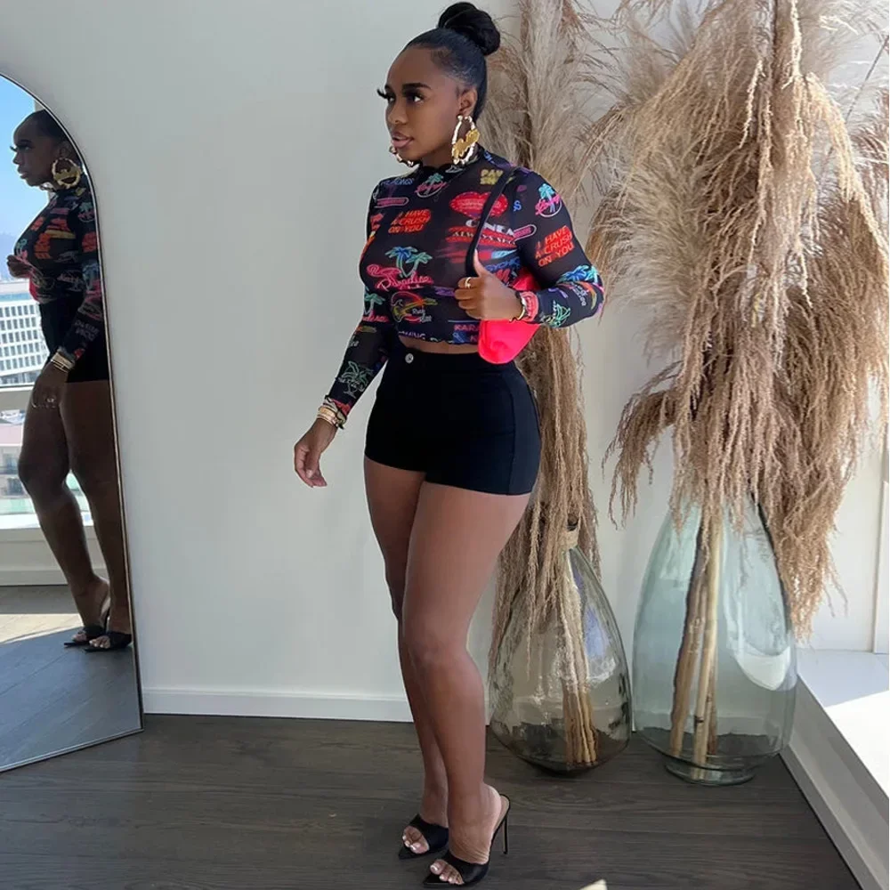 CHYXSB 2022 Sexy Holiday New Fashion Printed Round Collar Short Sleeve Top Buttons Short Pants Lady Two Piece Sets