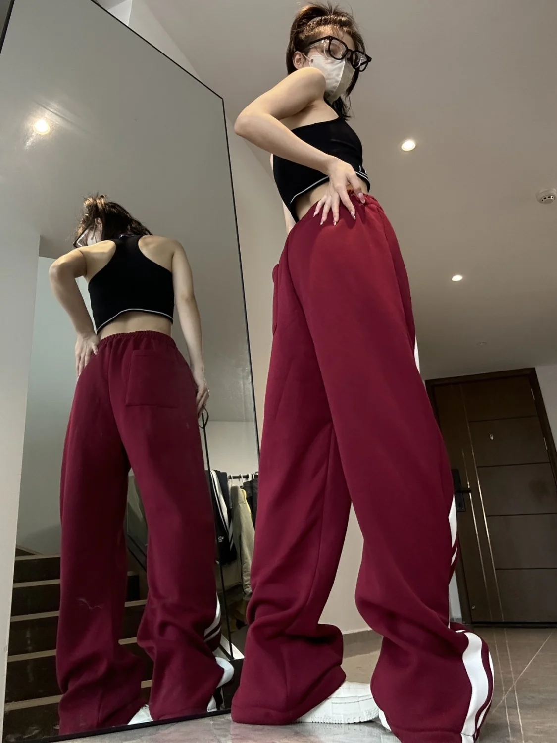 Description Picture 3 of itemHOUZHOU Harajuku Baggy Sweatpants Women Hip Hop Style Y2k Streetwear Wide Striped Joggers Oversized Female Red Sports Trousers