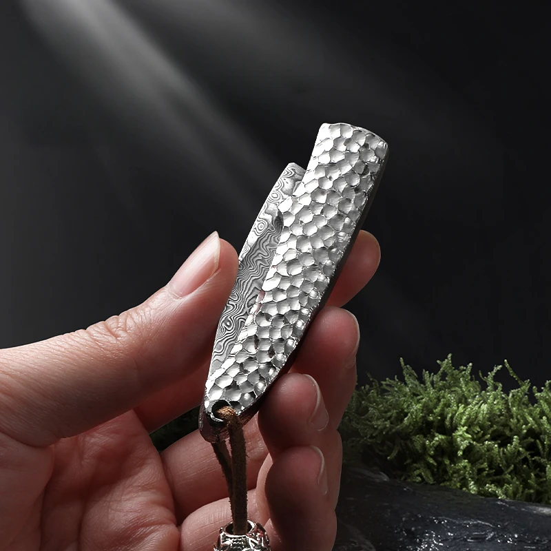 Description Picture 3 of itemXTL Damascus steel knife, outdoor portable knife, portable knife, multi-functional fruit knife, folding knife, gift box
