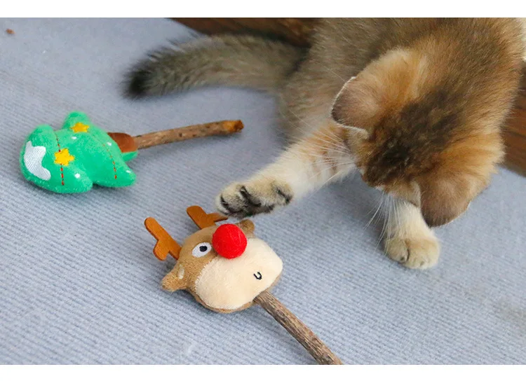 Description Picture 5 of itemNew Cat Cleaning Mouth Snacks Christmas Gifts Toy Supplies Wooden Sticks Molar Teeth Cleaning Interactive Cat Toy Cat Plush