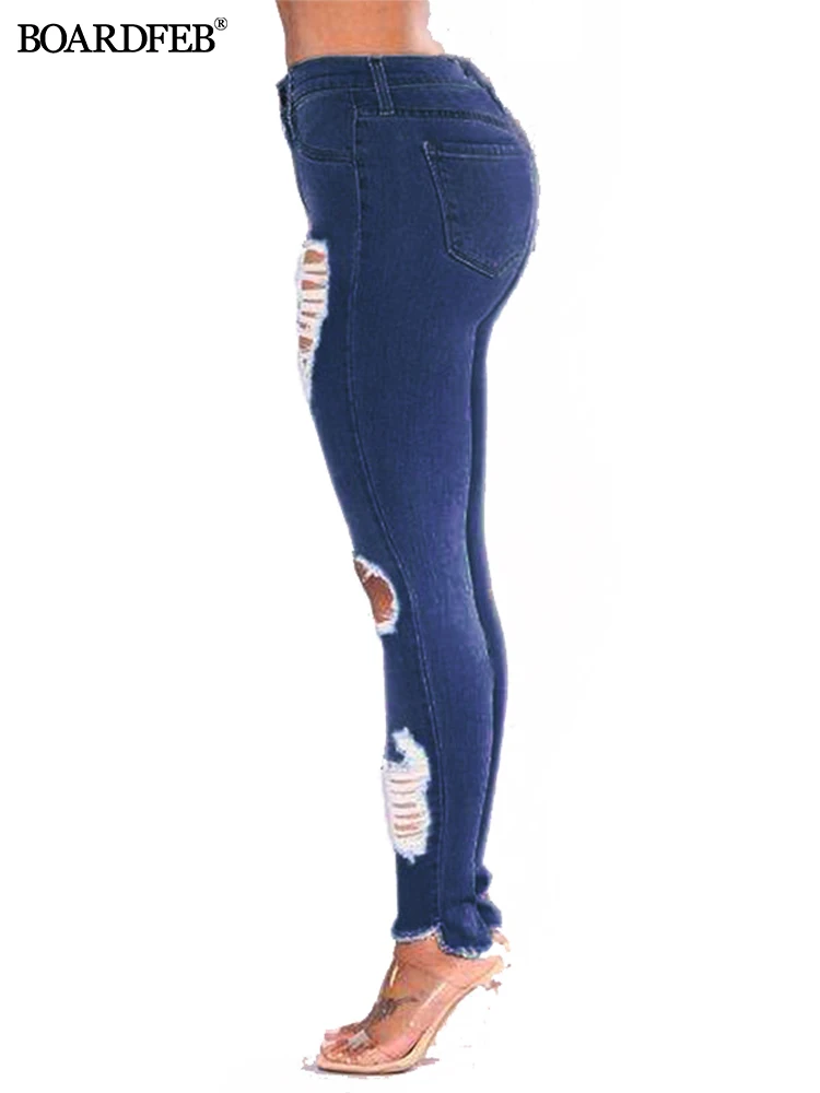 Slide image d50c56f1774e4db7a615dd5e4d41bad6