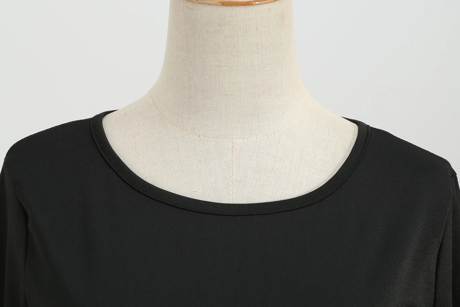 Slide image 732f84a010e8472bb6a36f3436ed2b64