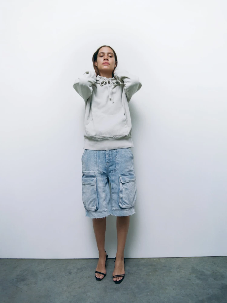 Description Picture 3 of itemRR2745 Mid Length Cargo Bermuda Shorts Women Denim Summer Cargo Pants Women Frayed Hems Capris Side Patch Pockets Knee Length