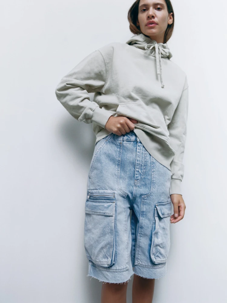 Description Picture 2 of itemRR2745 Mid Length Cargo Bermuda Shorts Women Denim Summer Cargo Pants Women Frayed Hems Capris Side Patch Pockets Knee Length