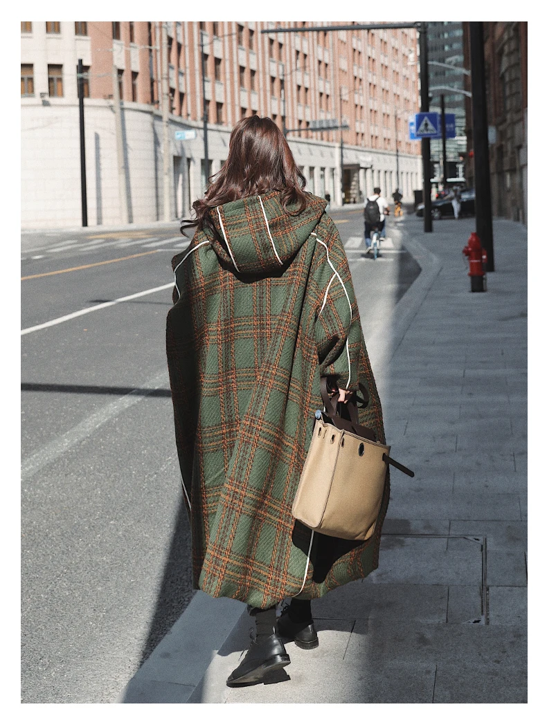 Description Picture 4 of itemLautaro Autumn Winter Long Oversized Warm White Patchwork Plaid Wool Blends Trench Coats Women with Hood Runway Korean Fashion