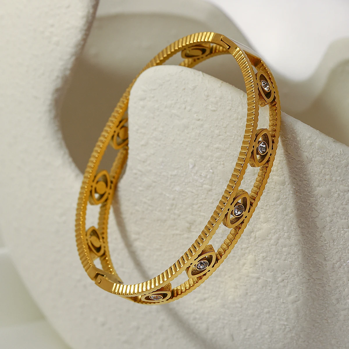 Slide image 697de1bcafc04f2681e6a02a53394797