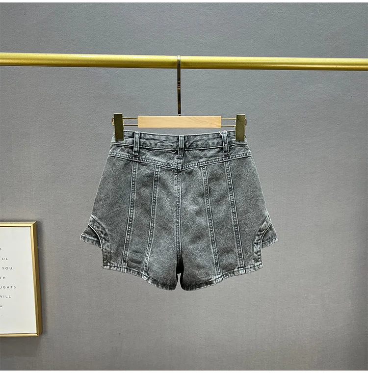 Description Picture 6 of itemDEAT Women Shorts New High Waist Fashion Spring Summer Personality Street Asymmetrical Denim Shorts Skirt 2023  11C248