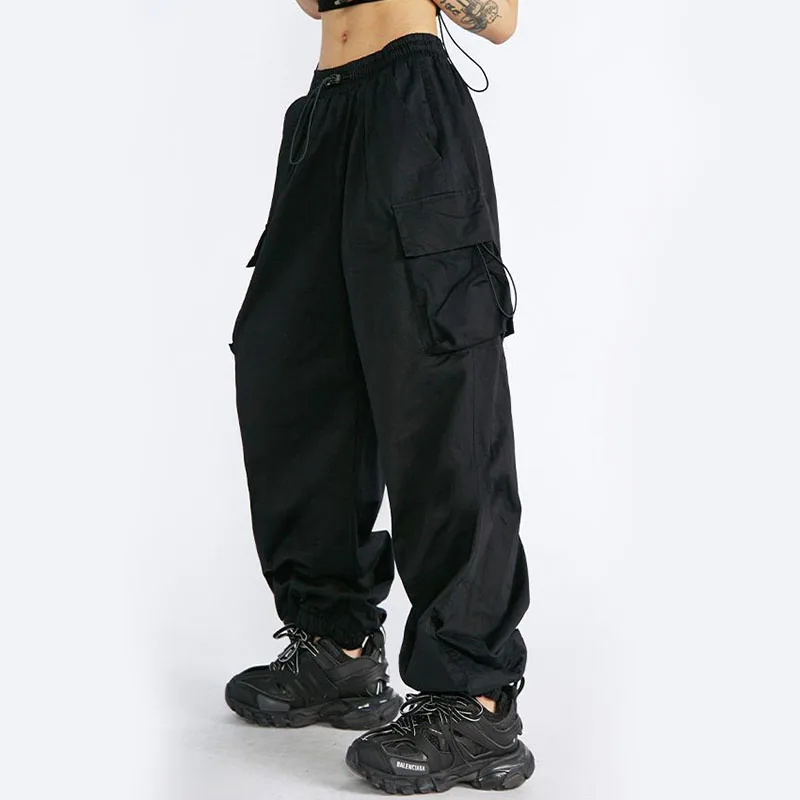 Zoki Hip Hop Streetwear Cargo Pants Women Loose Big Pockets Ins Tide Wide Leg Trousers Y2K Fashion All Match Jogging Sweatpants