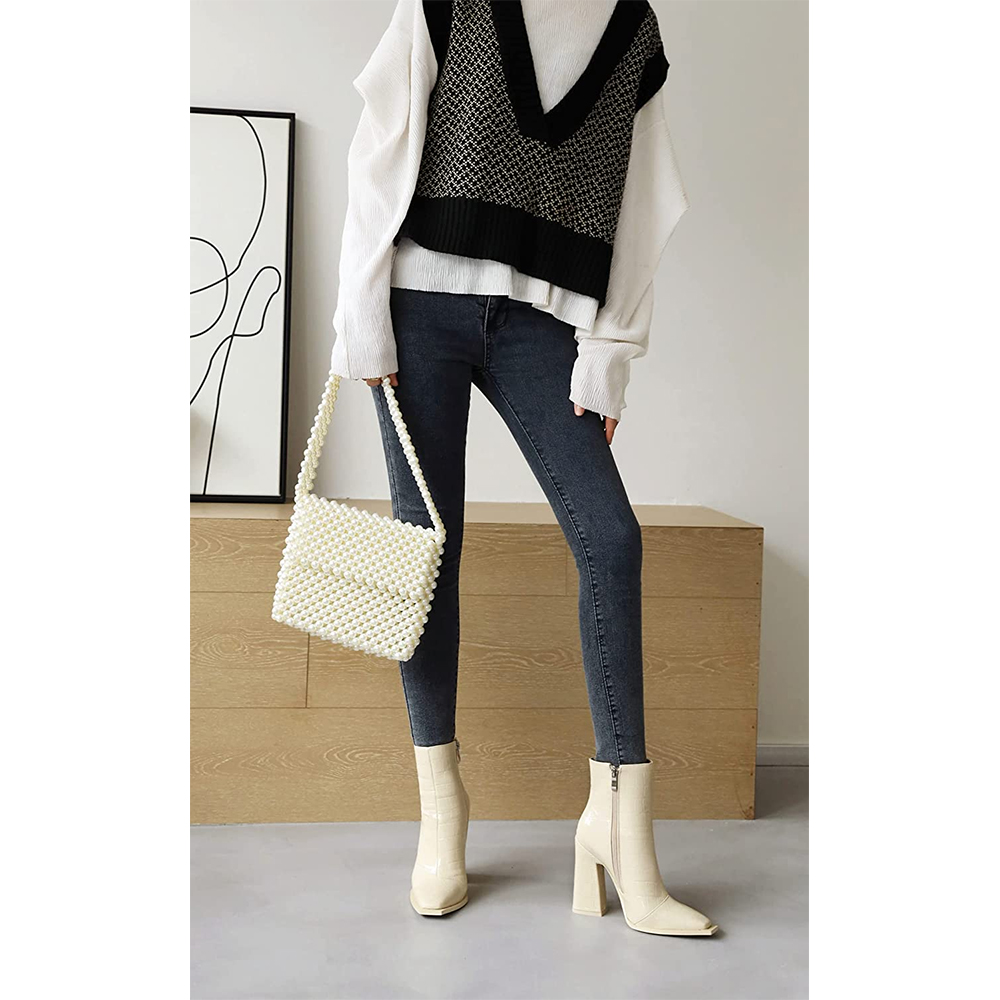 Slide image e40b0a7e811a48338ea78242a9a0a54b