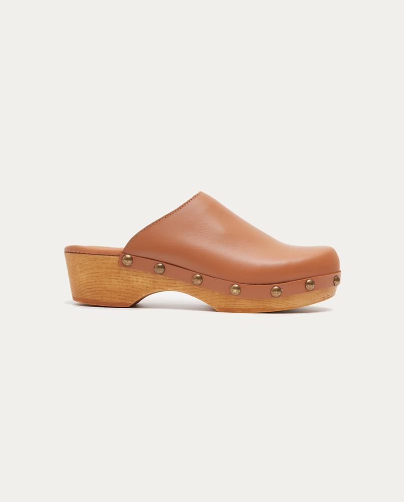 100% LEATHER CLOGS BROWN