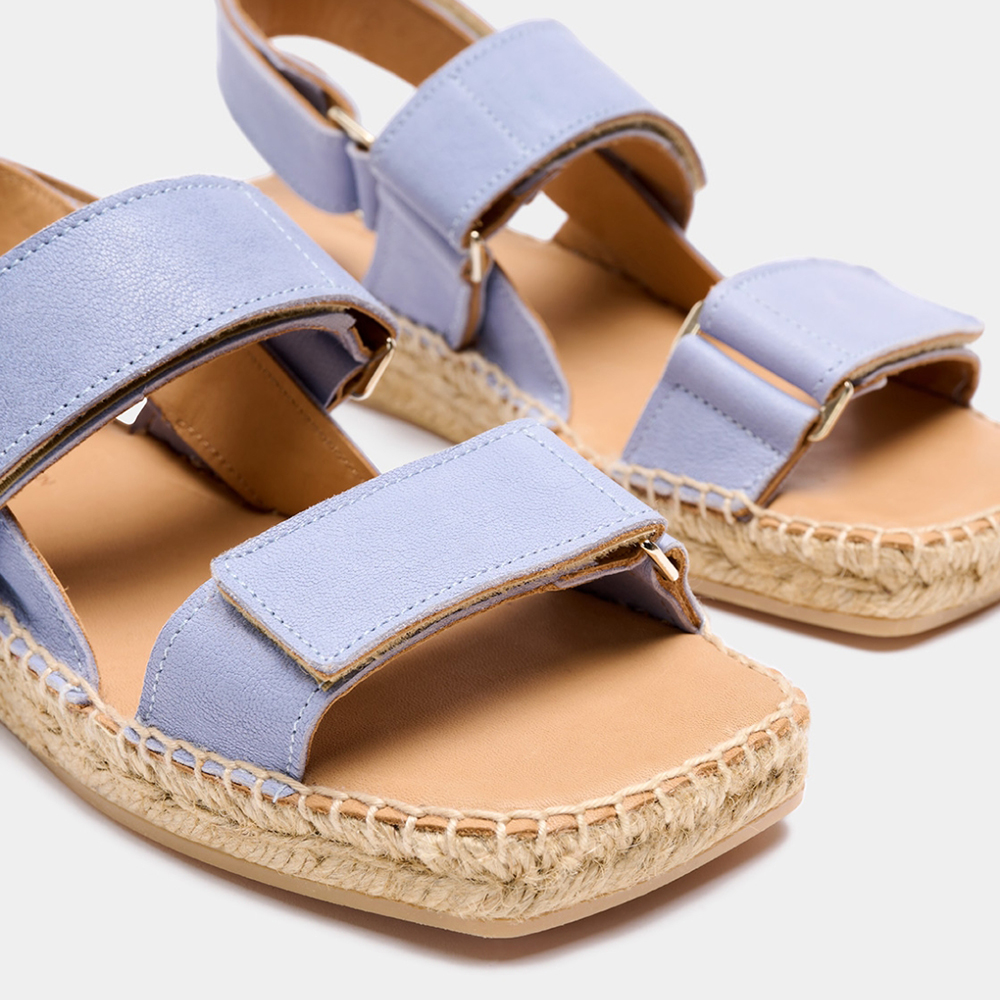 LIGHT BLUE