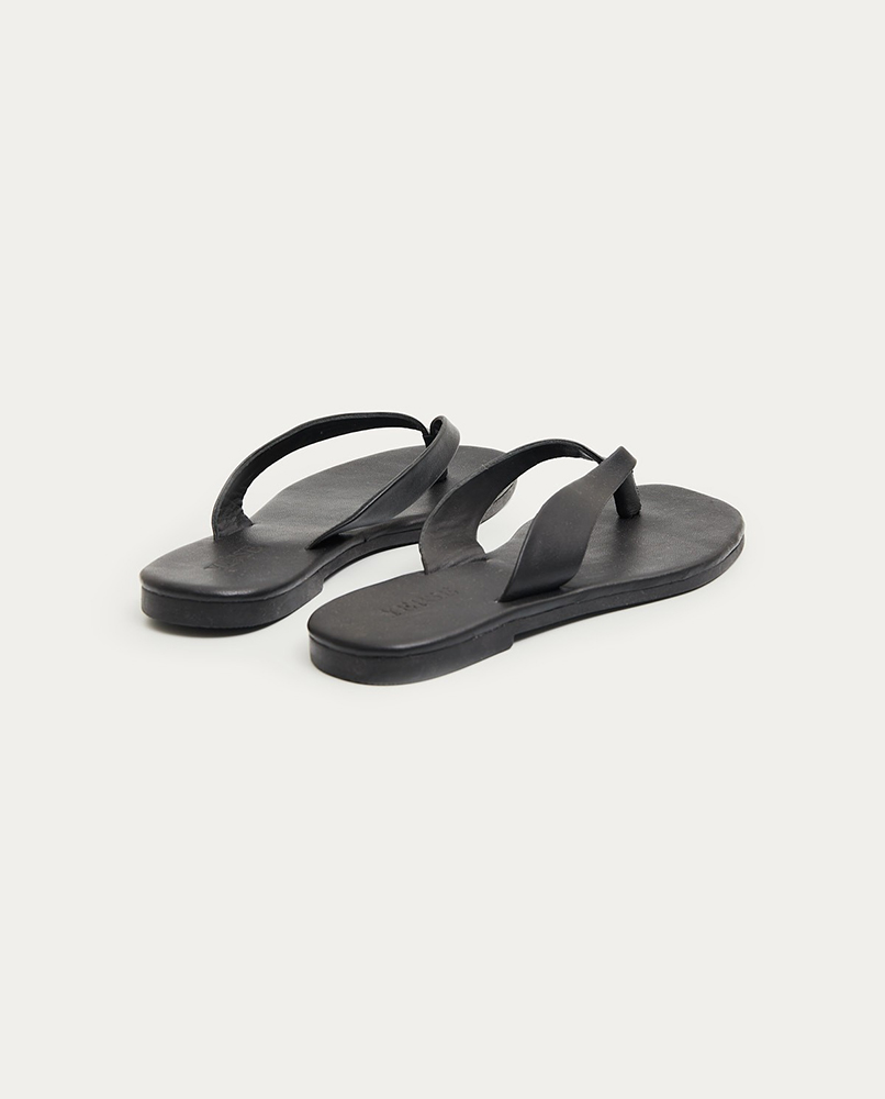 100% LEATHER FLIP-FLOPS BLACK