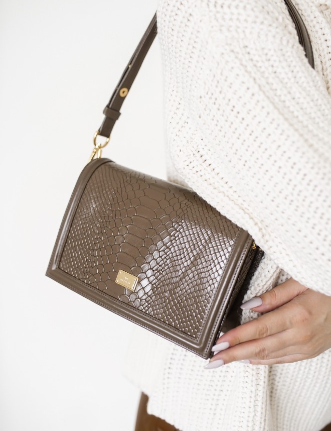 Slide image bd66e2bb00064df6a49382c38cac637b