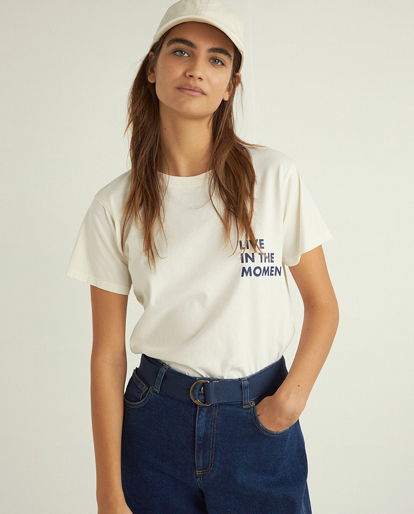 100% ORGANIC-COTTON T-SHIRT WITH TEXT