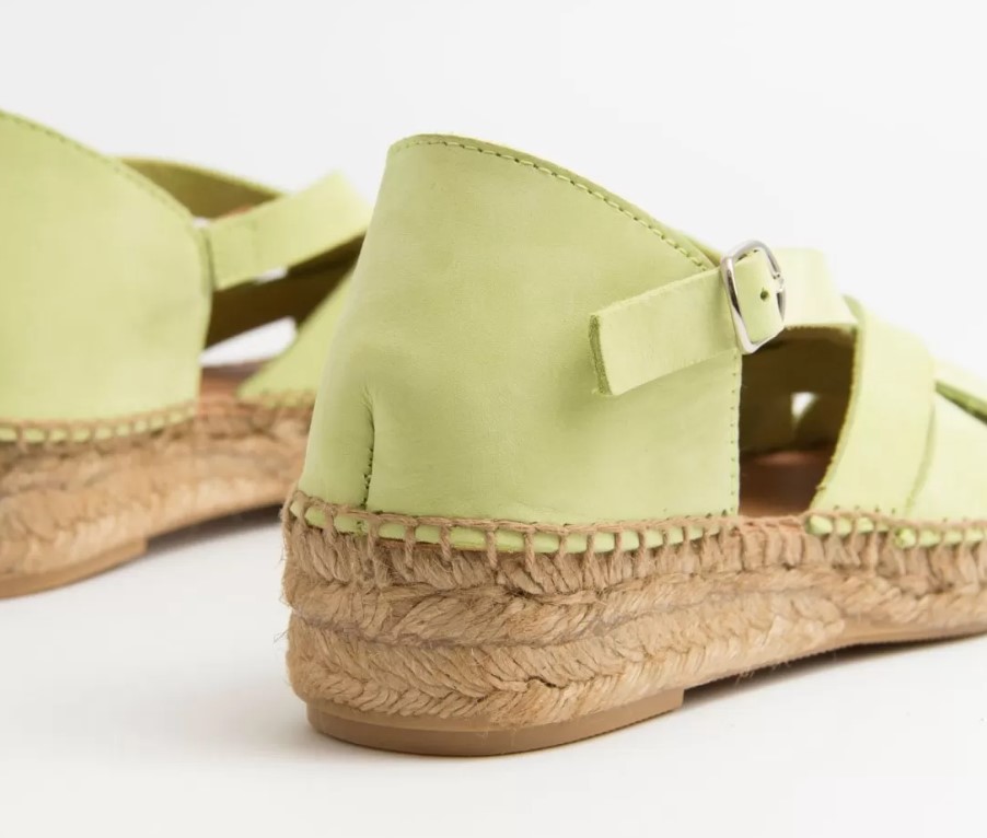 Slide image 74b019aac1564abbb6f6a2554c68ce81