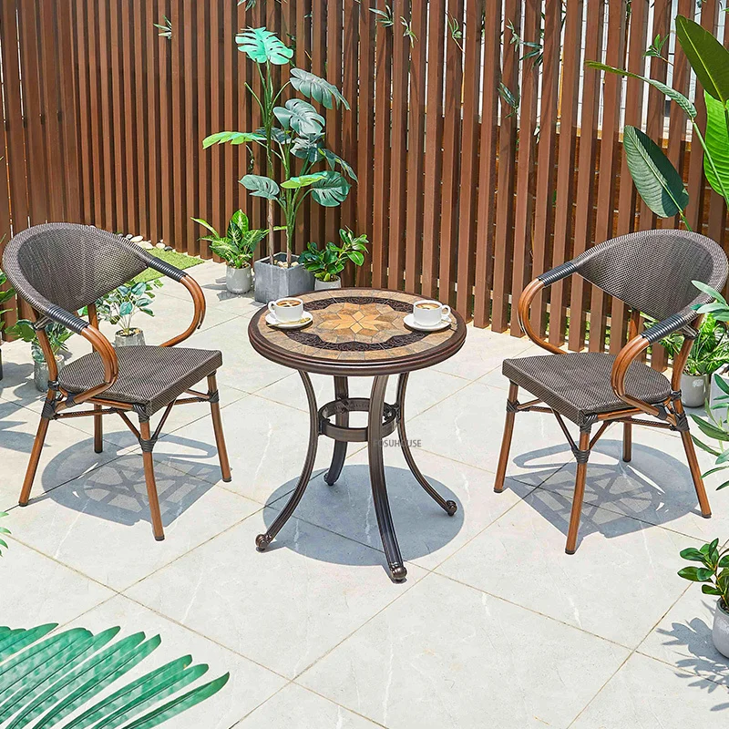 Outdoor Patio Table and Chairs Set modern Light Luxury Leisure Small coffee table Rattan Chair Household Garden Furniture set Z