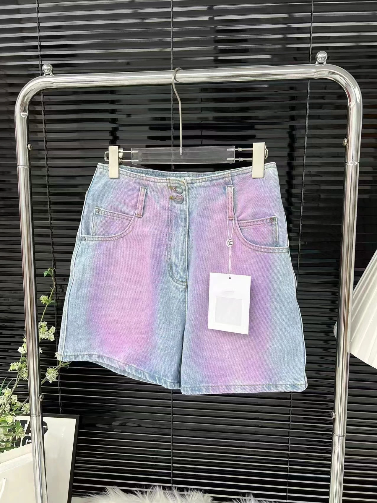 2023 New Autumn/Winter Gradient Retro Denim Shorts for Women's Fashion Versatile