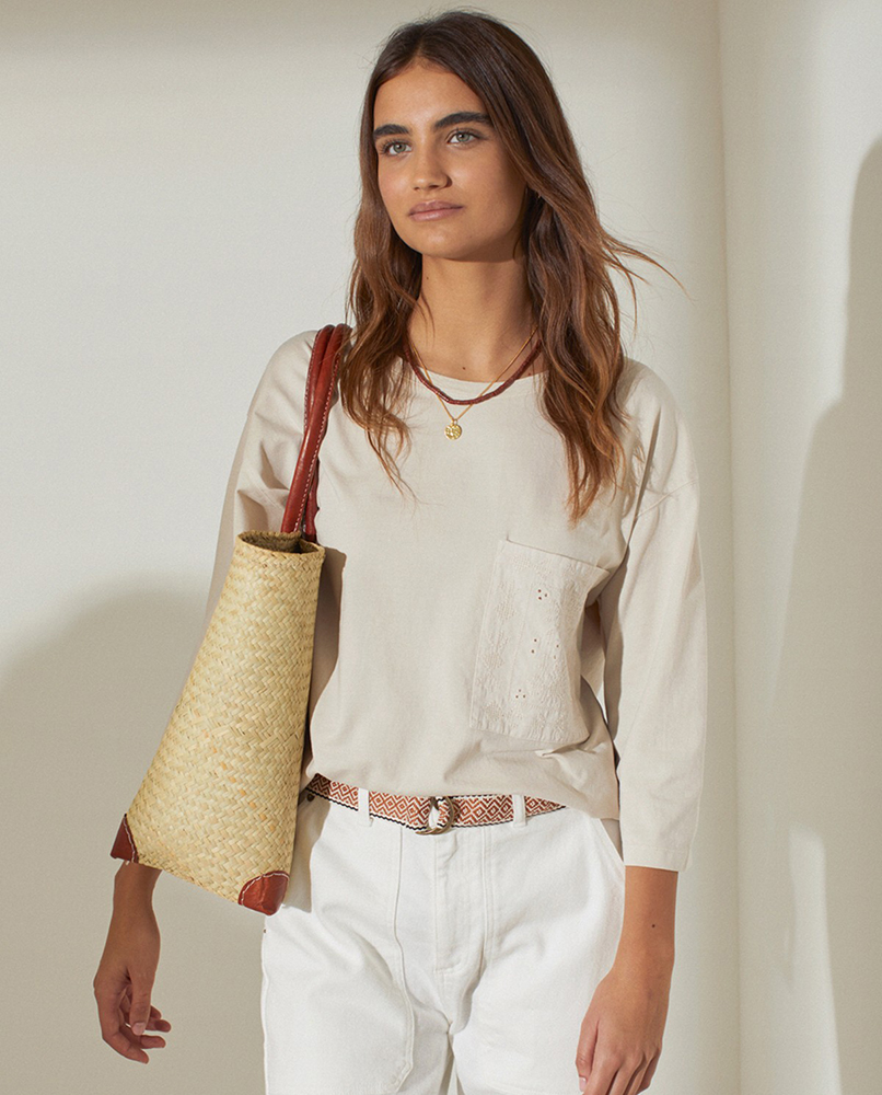 T-SHIRT WITH EMBROIDERED POCKET