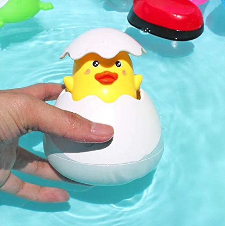Baby Bath Toy Cute Duck, Penguin, and Egg Water Spray Sprinklers – Perfect for Bath, Beach, and Swimming Fun