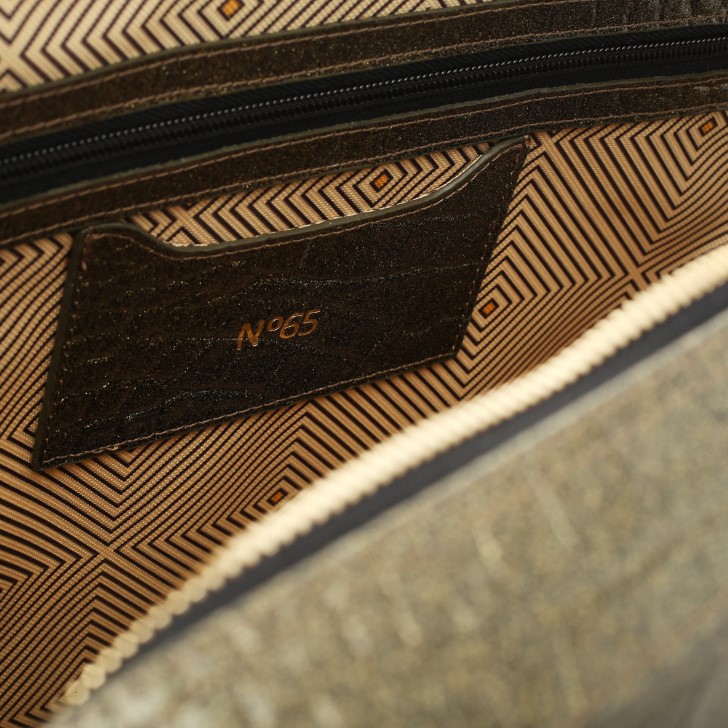 Slide image 555f12e5929e432a95682d922e6d2449