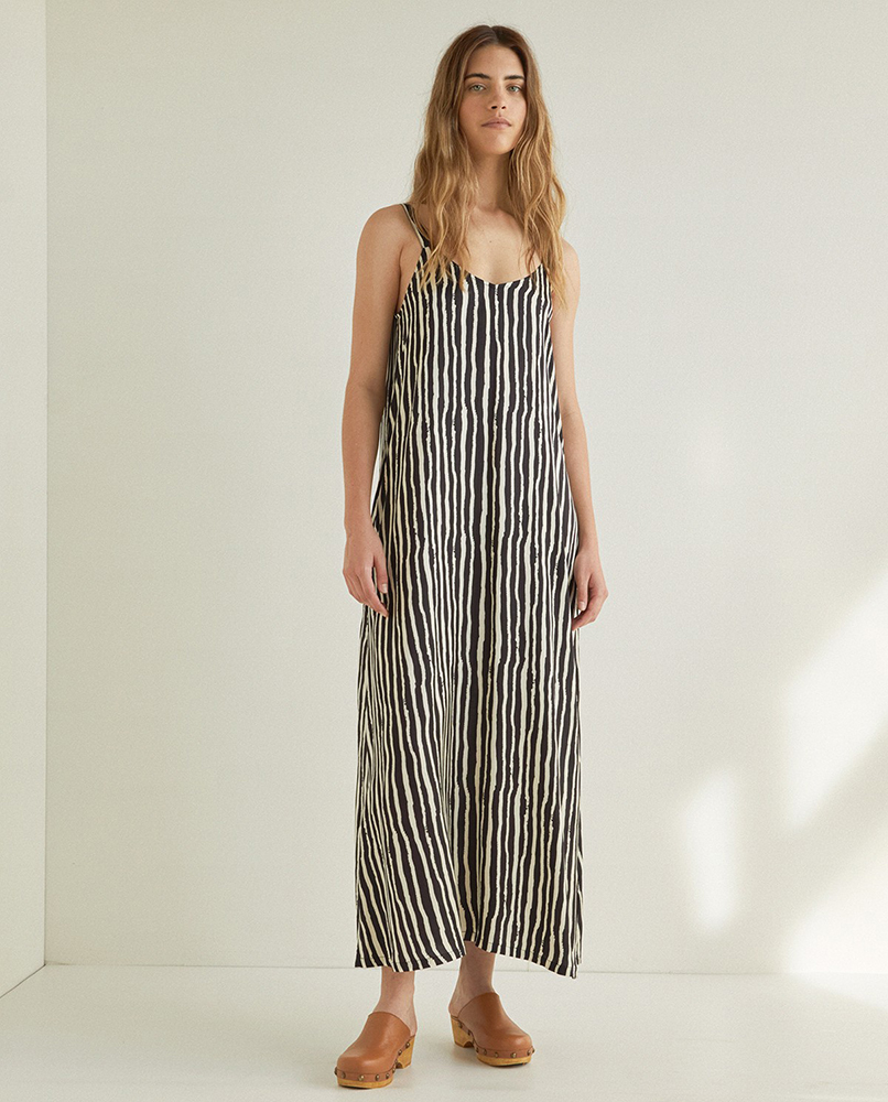 BLACK STRIPES