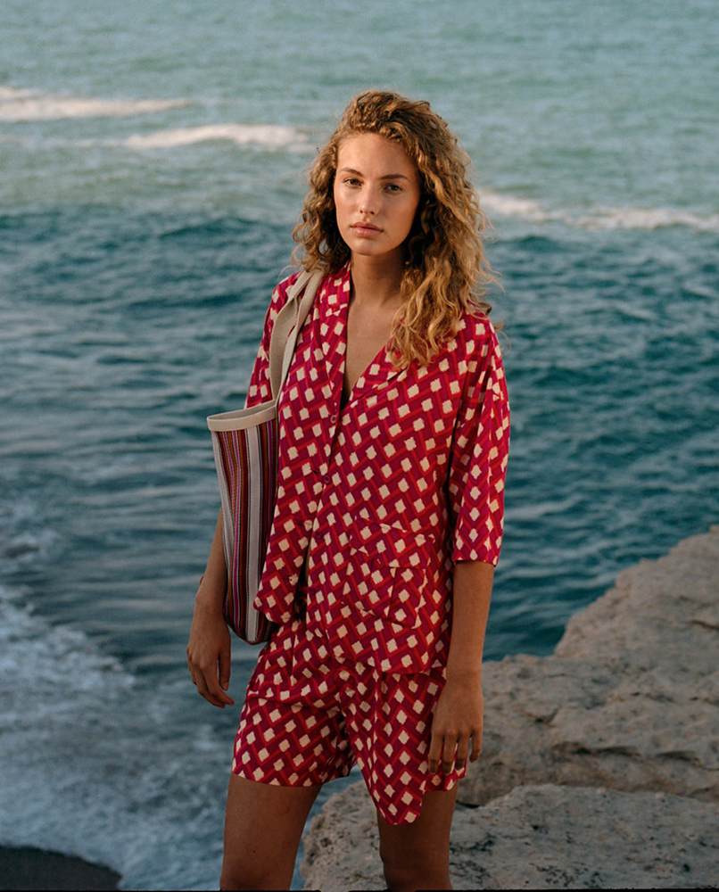 FLOWY GEOMETRIC-PRINT SHIRT FUCHSIA