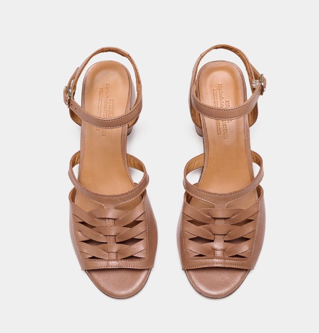 Slide image 8dfc66be16cf432188c495555238f85f