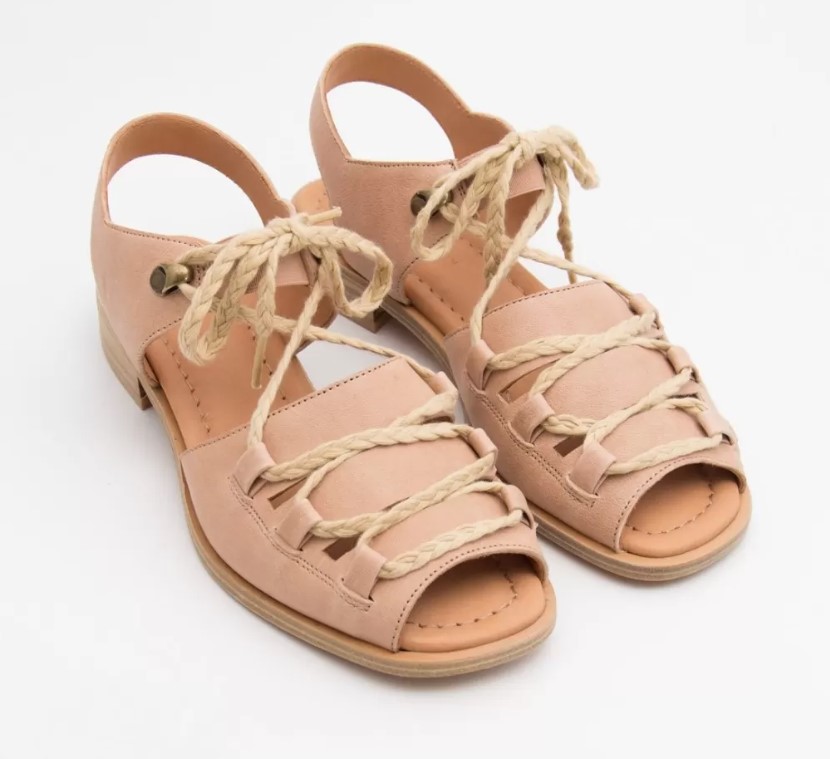 Slide image 012133966e9c4a8c9094be5d41c48b35