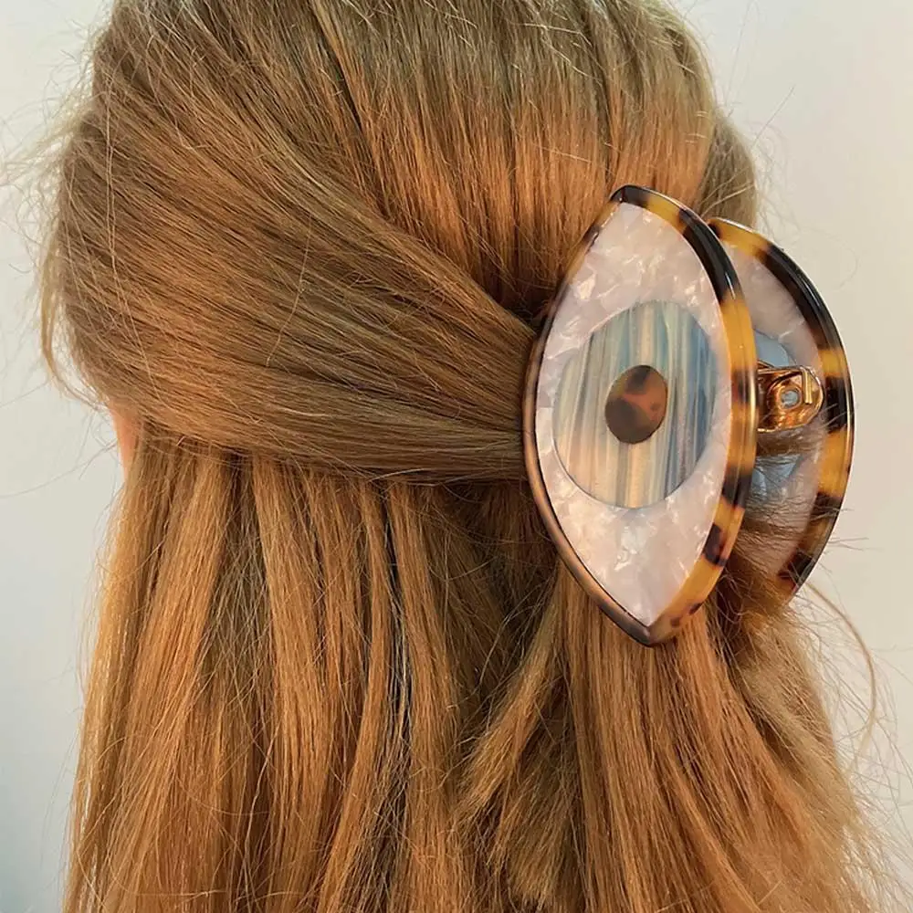 Funny Temperament Blue Eye Contrast Color Korean Oval Hair Clip Acrylic Hair Claw Shark Clip Hair Accessories